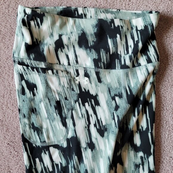 Under Armour Size XS Lot - 2 Motion Leggings Fitted Ankle Leg & Gray Top - Picture 4 of 14